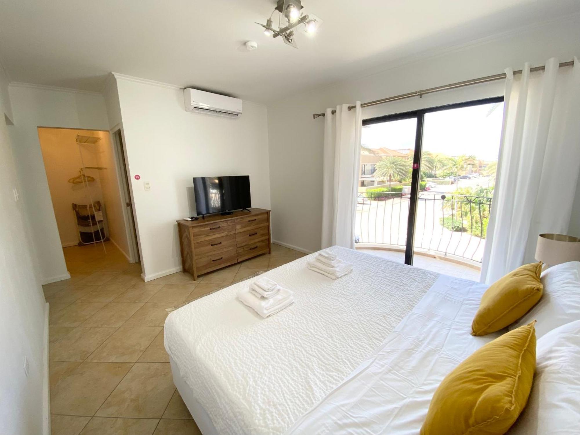 Villa Casa Azure Aruba Palm Beach Esterno foto