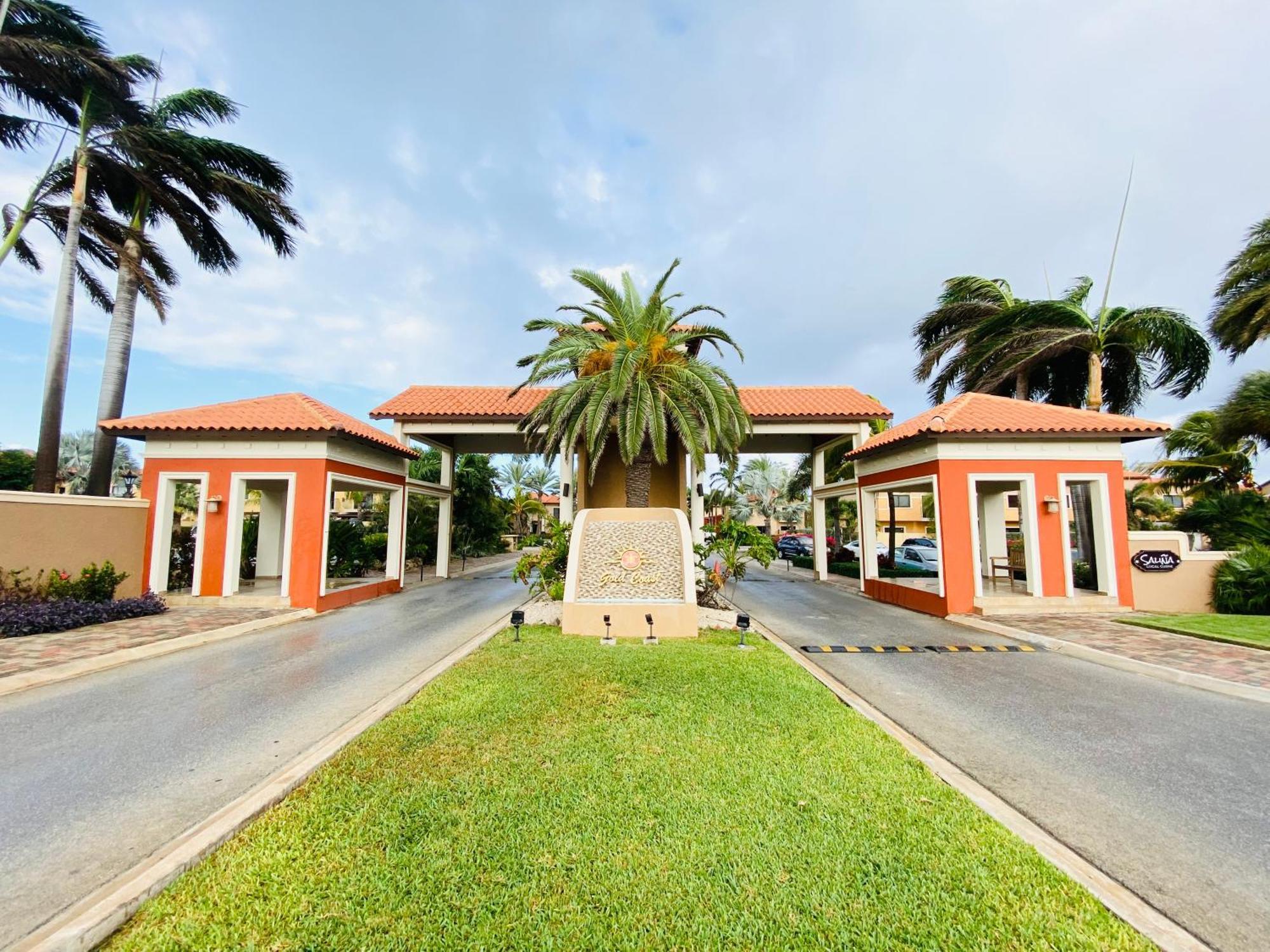 Villa Casa Azure Aruba Palm Beach Esterno foto